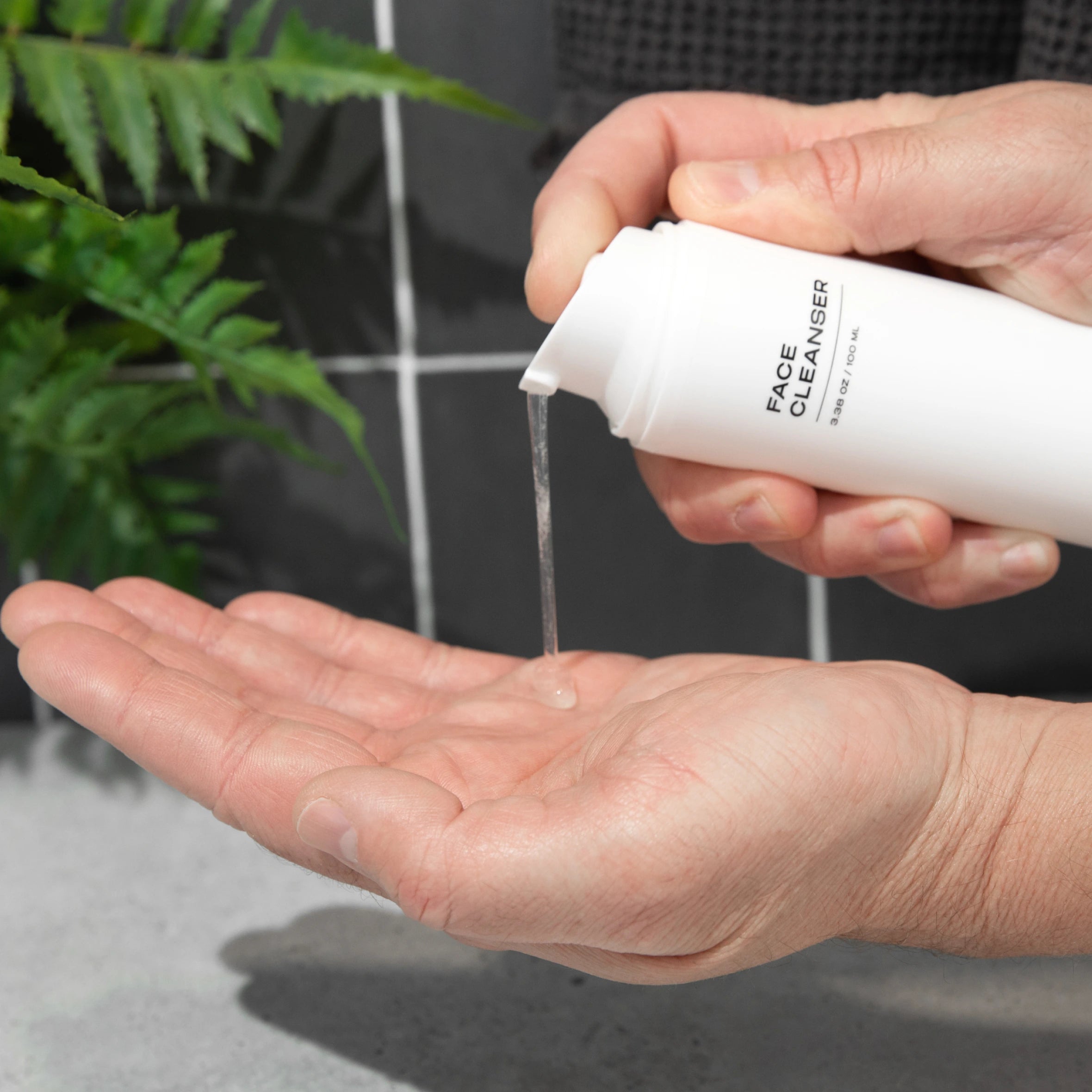 FaceCleanser-03.webp